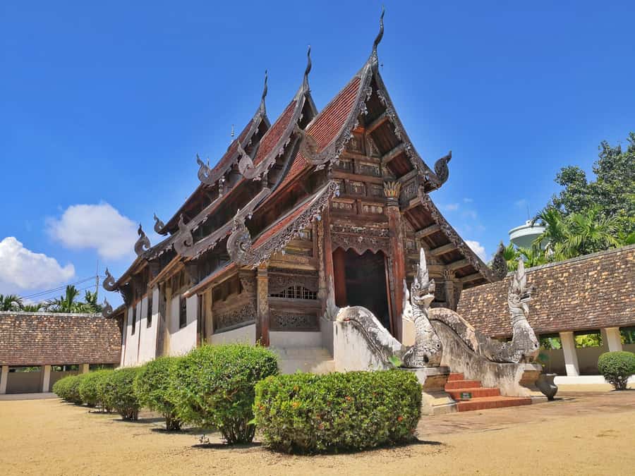 Chiangmai : Rainbow Cave , Unseen Canyon and Lanna temple - Wat Ton Kwaen (Intrawas Temple) in Hang Dong: Lanna-style details and a Wan festival link