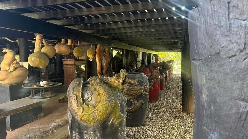 Chiangrai Full day: Popular 7 Locations with Thai buffet - Golden Triangle viewpoints: Thailand, Laos, and Myanmar meet