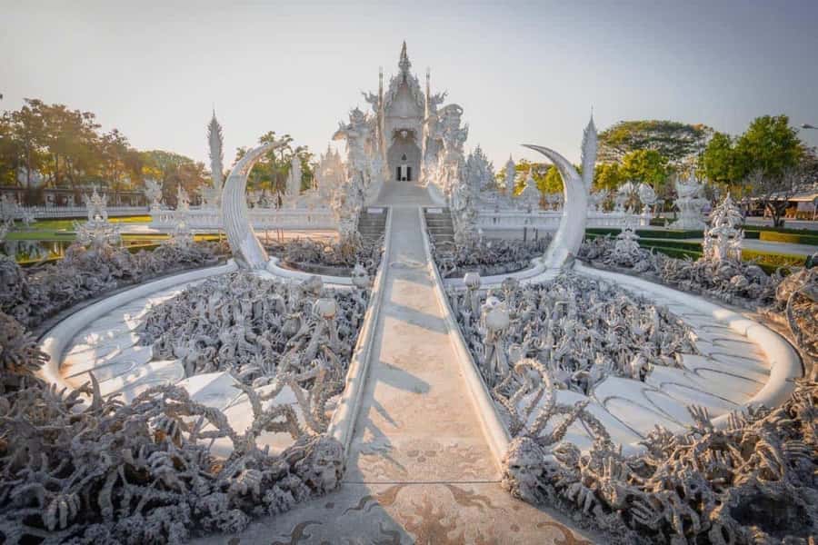 ChiangRai:Full Package!Temples,Long Neck,The Golden Triangle - Golden Triangle: Thailand–Laos–Myanmar views plus a Mekong boat ride