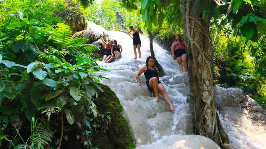 Climb Sticky Waterfall Like Spiderman - The Sticky Wall Experience: what the climb feels like and how you do it