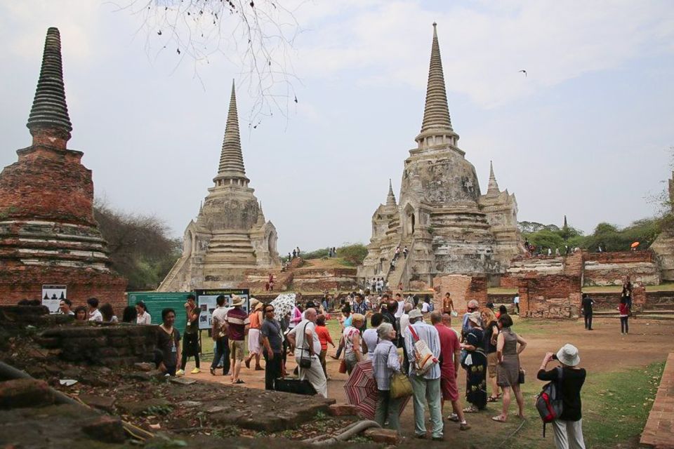 Colors of Ayutthaya: UNESCO Heritage 6 hour Bicycle Tour - Meeting point near PomPhet Fort: start smart, ride easier