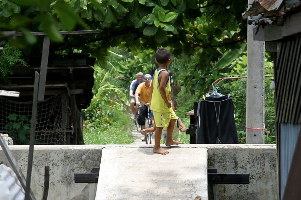 Colors Of Bangkok: 4-Hour Small Group Bike Tour - Key things to know before you ride