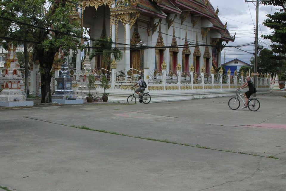 Colors Of Bangkok: 4-Hour Small Group Bike Tour - Price and value: is $44 for four hours a good deal?