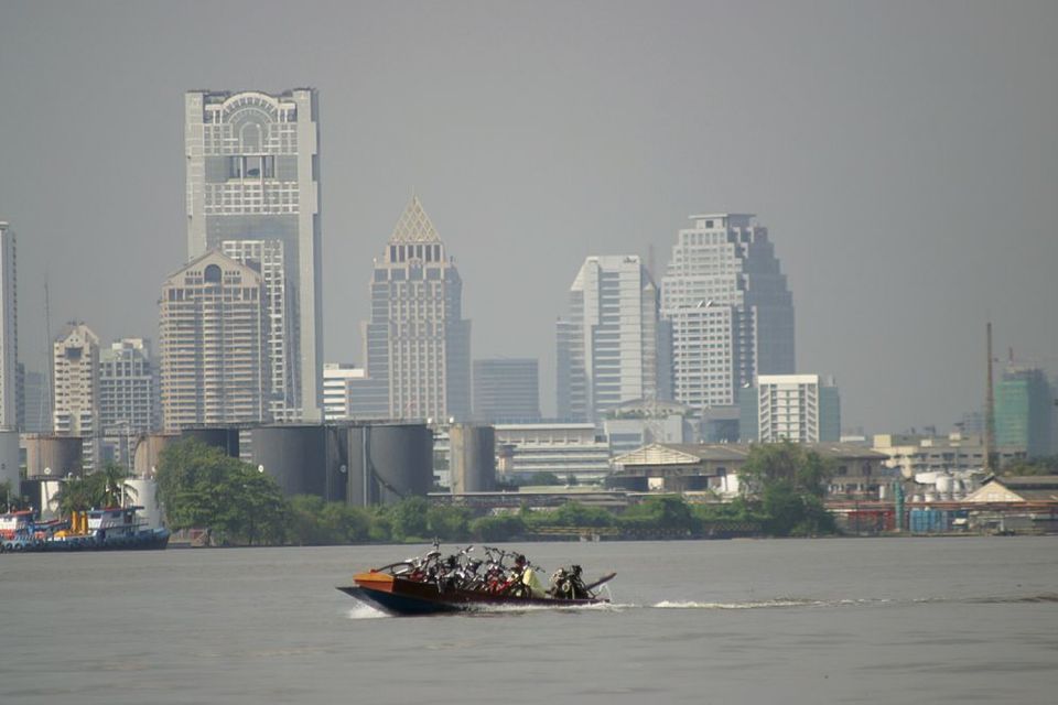 Colors Of Bangkok: 4-Hour Small Group Bike Tour - Wat Bang Krasop and the school moment: religion you can see up close