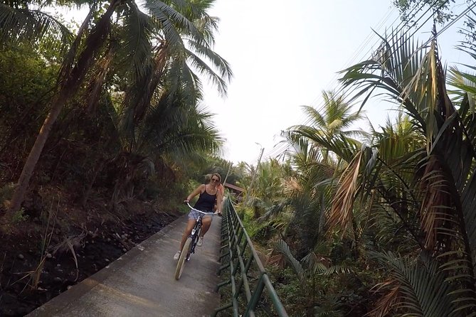 Colors of Bangkok Private tour - Enter ThailandBiking and start with a proper briefing