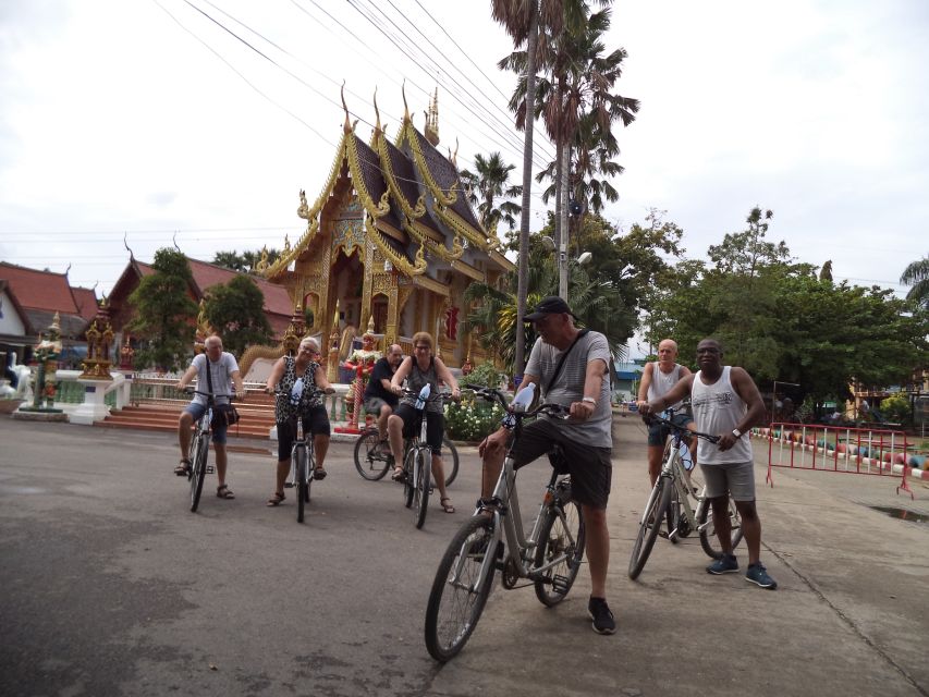 Colors of Chiang Mai Guided Bicycle Tour - Meeting up, bikes, and how the day actually flows
