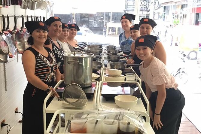 Cook Your Own Thai Dishes From Scratch in Phuket - Inside Pum Thai Food Chain School: Small Stations, Real Tools, Clear Guidance