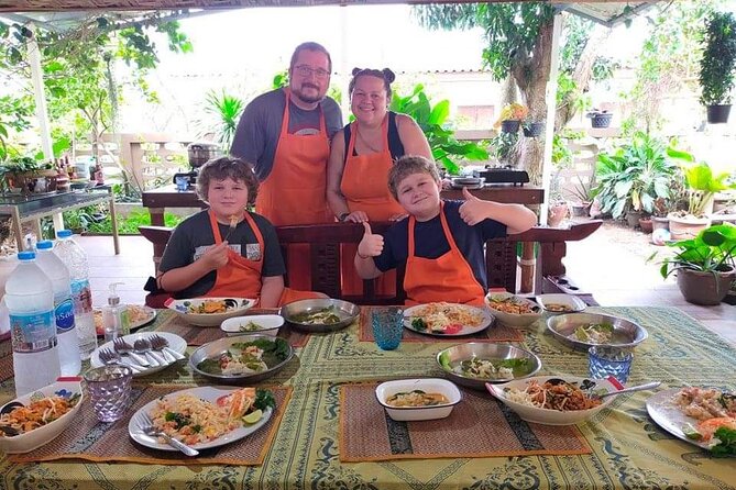 Cooking Class in Ko Samui for Small Group - Dinner or lunch in the garden: tea pairing and the full meal experience