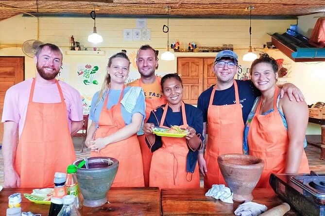 Cooking Class in Ko Samui for Small Group - The local market tour: where Thai flavor gets practical