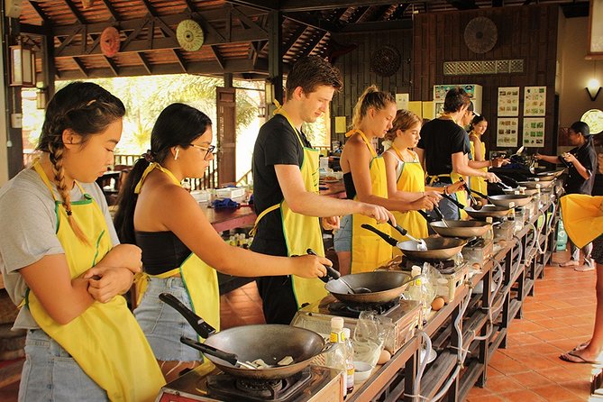 Cooking Experience at Lanta Thai Cookery School From Koh Lanta - Key things that make this class worth your time