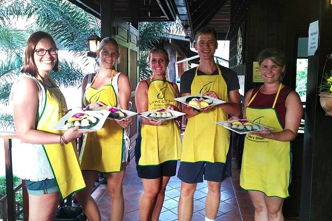 Cooking Experience at Lanta Thai Cookery School From Koh Lanta - Choosing Meat, Spice Level, and Vegetarian/Vegan Options