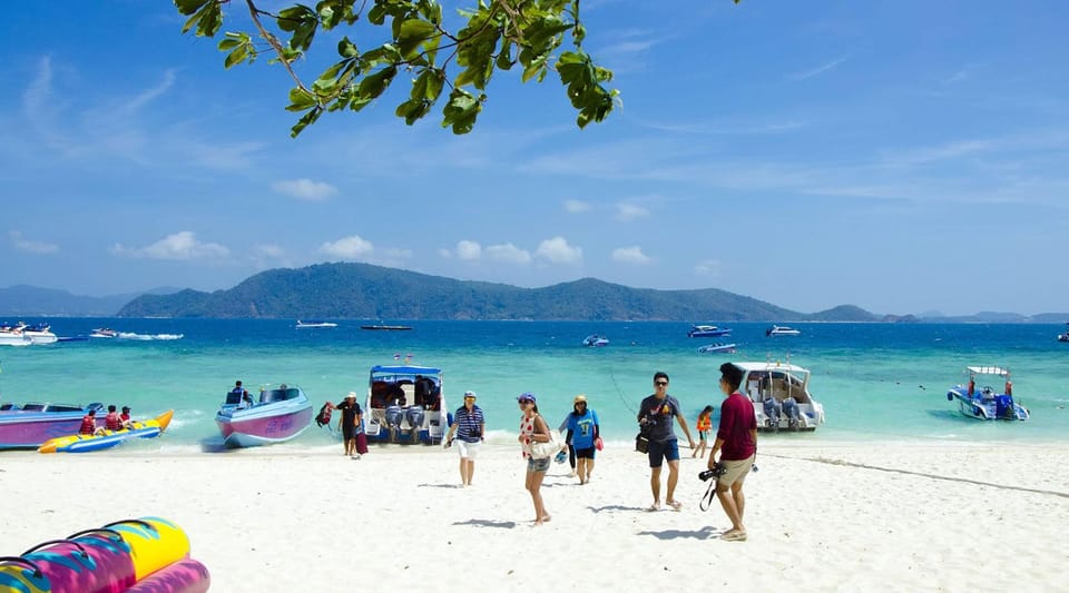 Coral and Racha Island Tour by Speed boat - The small-group feel and the English tour guide advantage