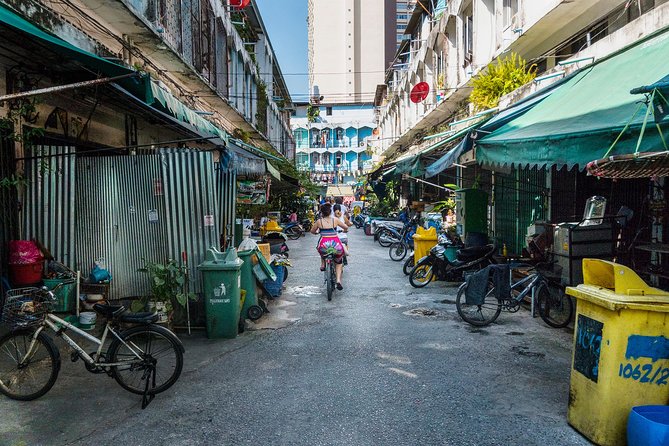Countryside Bangkok and a Local Floating Market Tour by Bicycle Including Lunch - The floating market: where Thai tapas becomes your main event