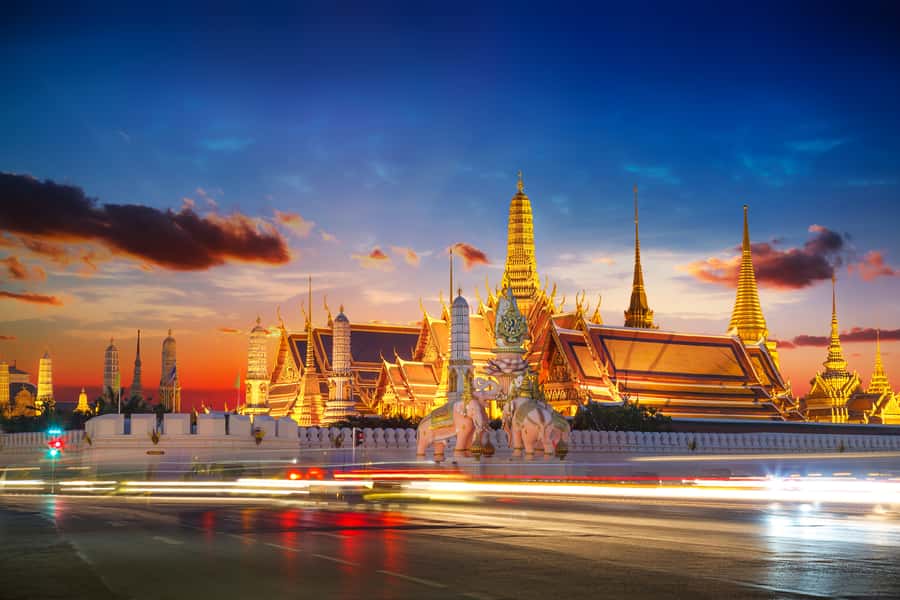 Customize Your Own Bangkok City & Surrounding Provinces Tour - Beyond Bangkok: Nakhon Pathom’s tallest stupa and the grand temple day