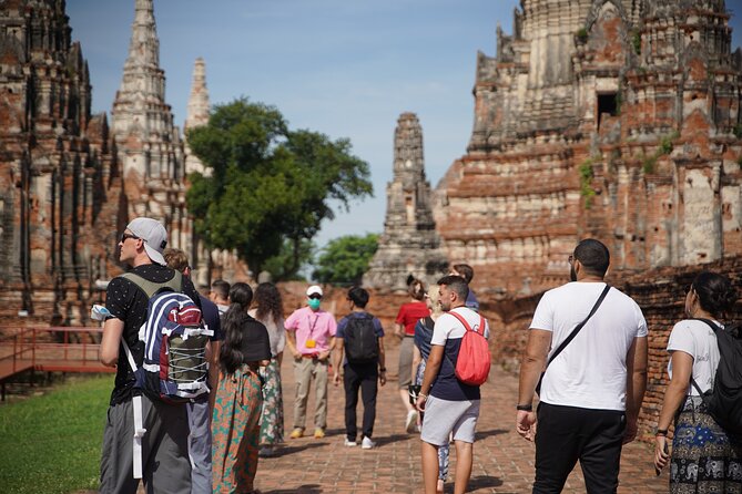 Day Tour From Bangkok to Ayutthaya By Bus - Wat Phra Si Sanphet: Royal Chapel Footprints Inside the Old Palace Walls