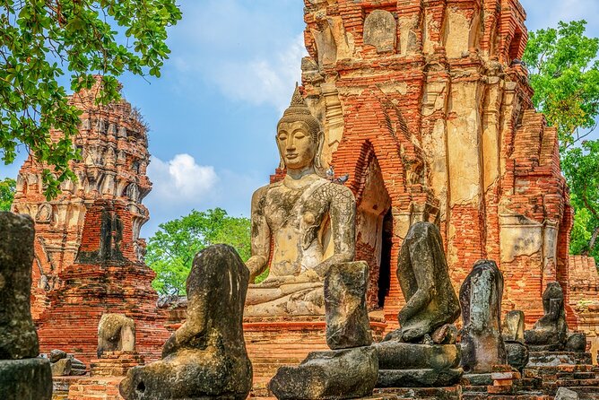 Definitive tour of 4 ancient capitals Ayutthaya ruins in Japanese - Lunch at an in-house café: a smart break inside the ruins day