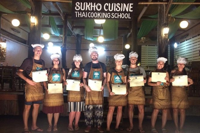 Dinner Cooking Class with Thai Master Chef at Sukho Cuisine Koh Lanta - Sukho Cuisine in Ko Lanta: a cooking school that stays hands-on