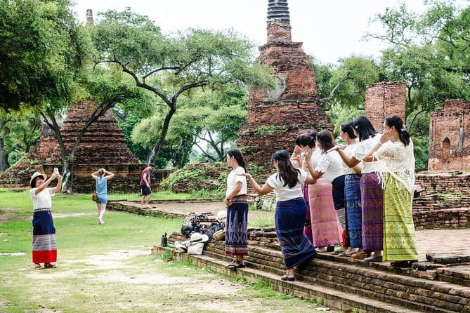 Discover Bangkok: Best Places to Visit - Tailor-Made Adventure - Wat Traimit Golden Buddha: a short stop that adds wow-factor