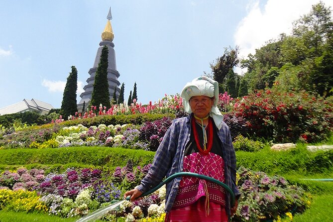 Doi Inthanon Private Trek & Lunch Tour from Chiang Mai - Pha Dok Siew Mini Trek: easy walking, guided by a Karen local