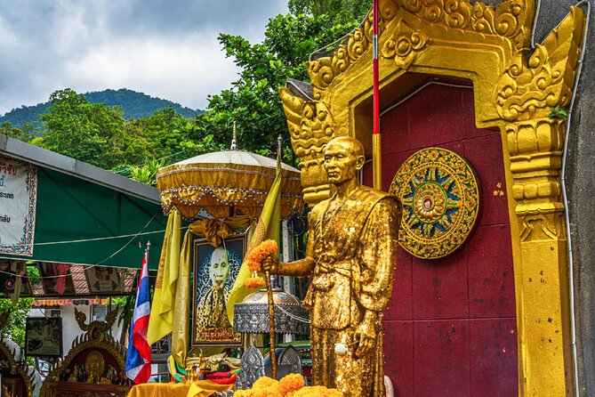 Doi Suthep and Wat Pha Lat Sunrise Private Tour – Half Day - Kruba Srivichai Shrine in Muang On Cave: a golden monument with a human story