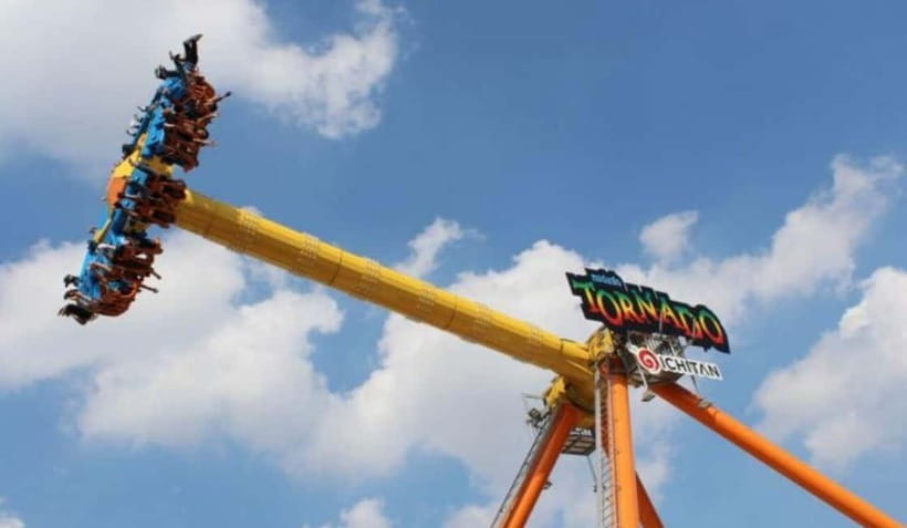 Dream World with Snow Town, Go Kart, & International Lunch - Dream World Plaza and Dream Gardens: where the day starts to feel like a storybook