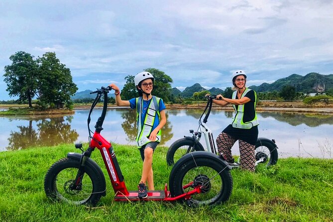 E-Scooter Tour in Kanchanaburi - The riding lesson: how they keep it easy and safe