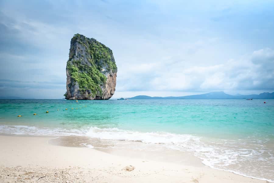 Early Bird Krabi 4 Islands from Phuket/Khaolak - Tup, Chicken, and Mo: walking the sandbank connections