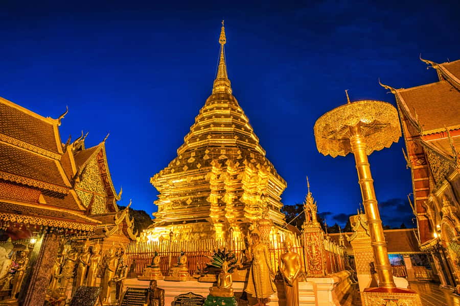 Early morning Doi Suthep with monk chanting and alms - Suthep Mountain staircase and temple lights until 6:30