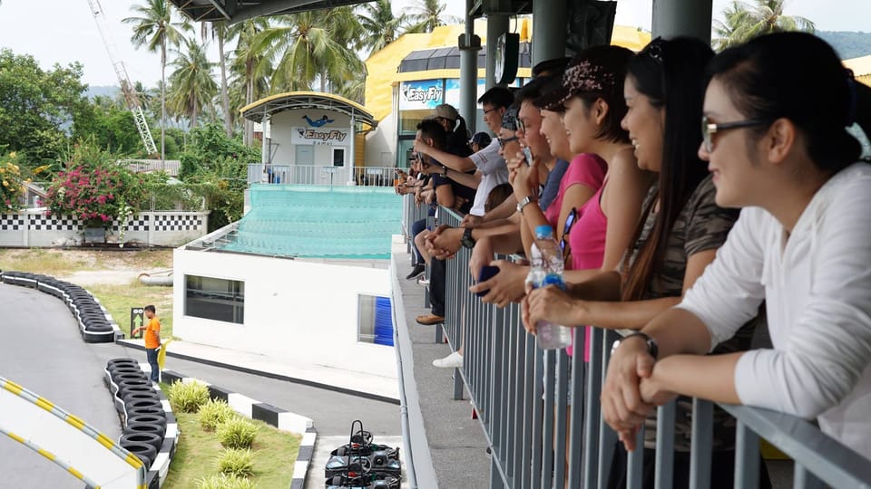 EasyKart Pattaya (Bali Hai Pier) : Go-Kart Racing Experience - Two Tracks for Beginners and Advanced Drivers