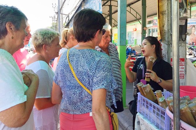 Eat Like a Local Food Tour in Hua Hin - Stop 1: Thai Noodles to Start at a Family-Run Place