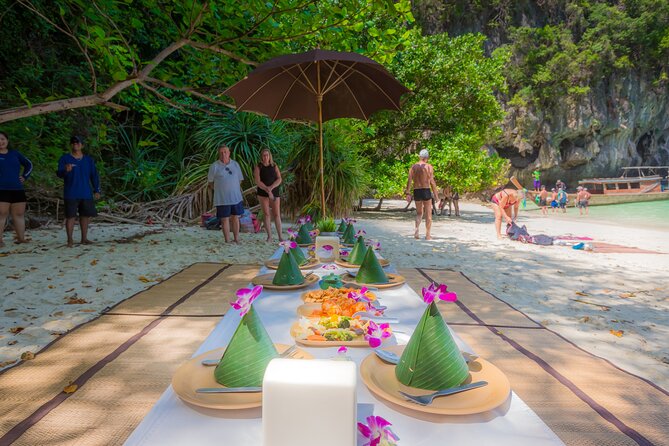 ECO Premium Island Hopping to Hong Island Tour by Longtail Boat - Lagoon + Hong Islands: Main photo spots and water time