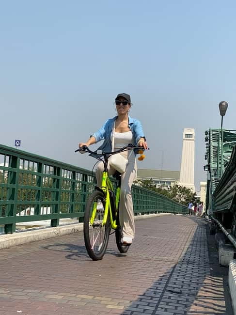 Electric Bike Tour - Bang Rak: Muslim community streets and the Old Customs House start