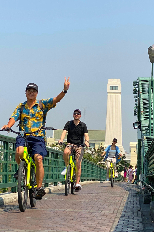 Electric Bike Tour - Santa Cruz Church break: a reset point with Portuguese influence