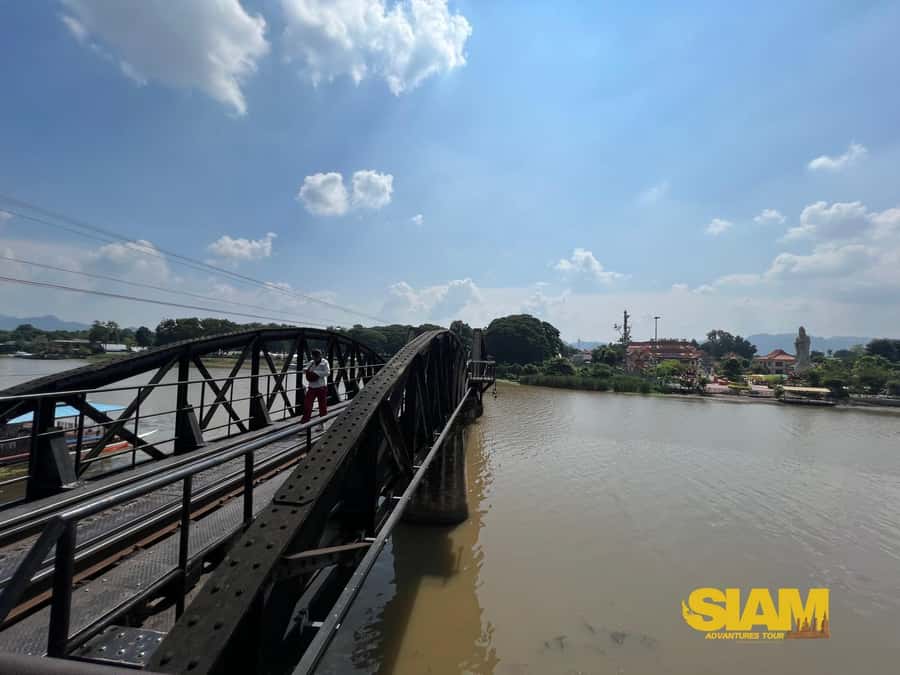 Erawan Waterfall, River Kwai & Railway Tour : From Bangkok - Guide quality: why it can feel amazing or merely good