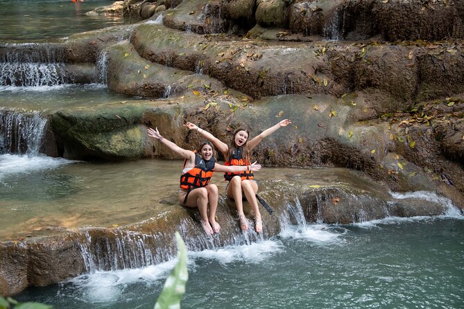 Erawan Waterfalls and Bridge Over River Kwai Tour from Bangkok - Starting point: make the morning easy, not stressful