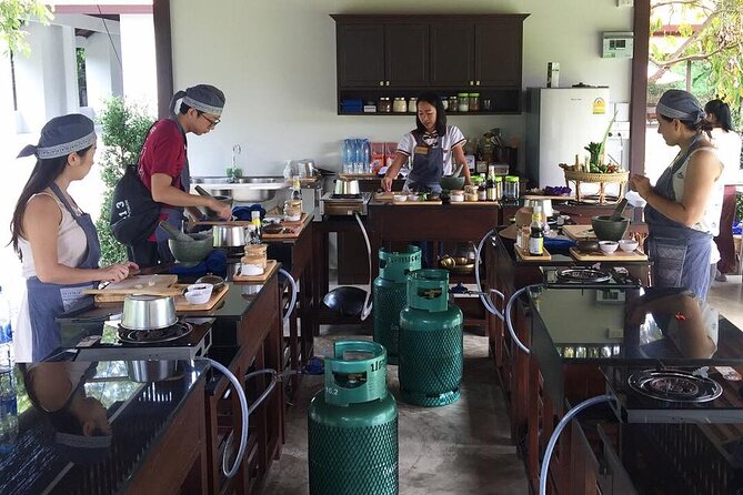 Evening Cooking Class in Traditional Pavilion with Beautiful Garden - Chiang Mai - Curry Paste From Scratch: The Part You’ll Actually Reuse