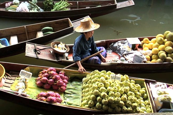 Exclusive Floating Market & River Kwai Private Experience - Damnoen Saduak Floating Market: photos, food, and that optional paddle boat