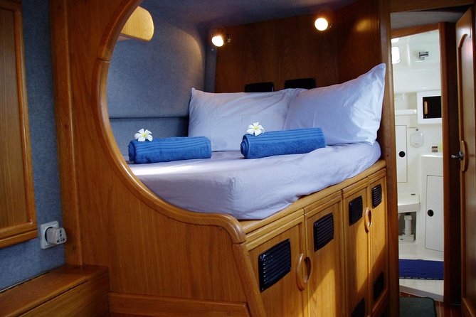 Exclusive private catamaran island hopping experience - Crew, safety, and the sailing style you’re paying for