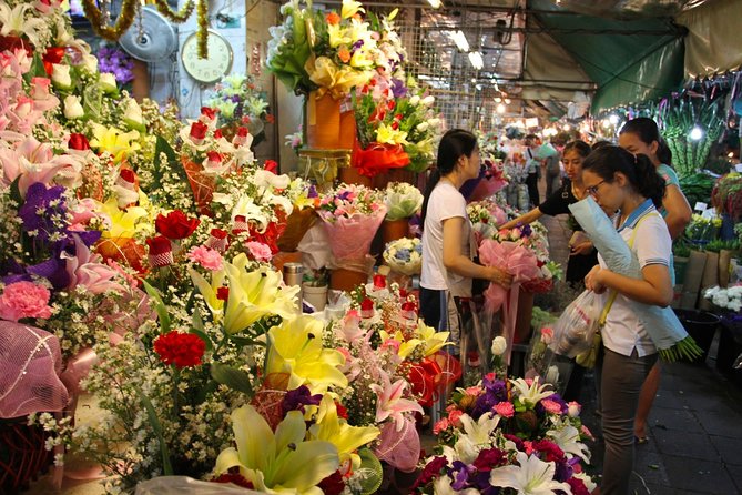 Explore Bangkok: Guided City and Temple Tour - Key takeaways