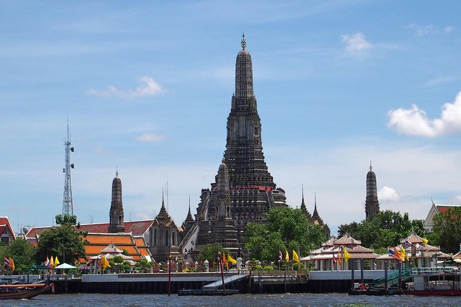 Explore Bangkok: Guided City and Temple Tour - Practical tips for a smoother temple visit day