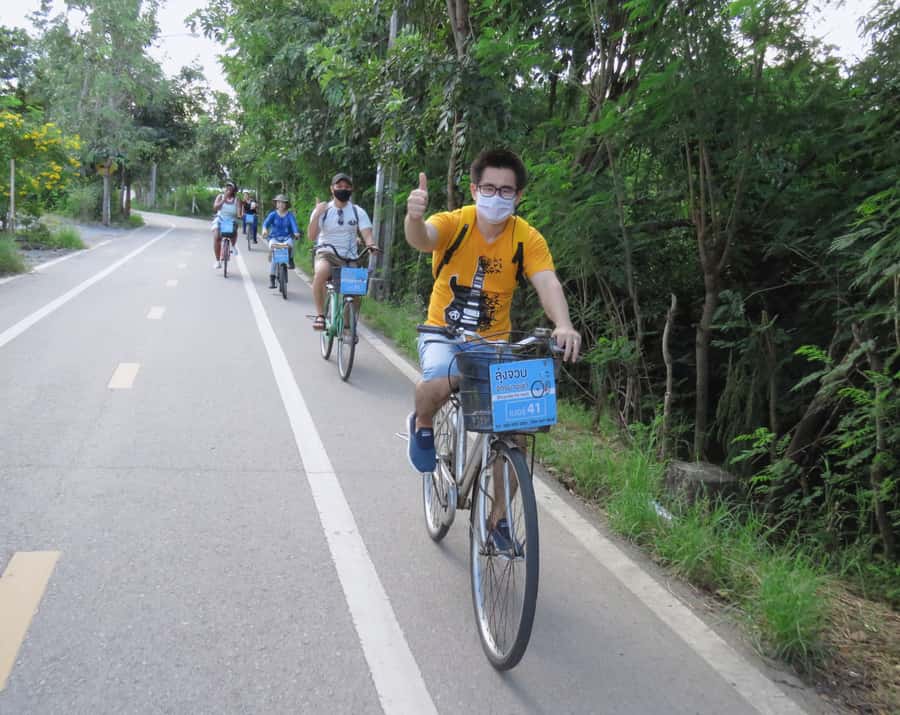 Explore Bangkok jungle by bike, kayak & boat - small group - Bang Krachao: Bangkok’s green lung by bike and water