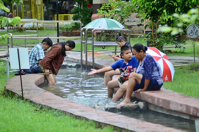 Extream Zipline @ Kingkong Smile and Dip in Hot Spring - Hot Spring time at Sankampaeng: private tub and mineral details