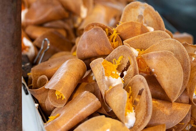 Family Foodies Experience in Hua Hin, Thailand - Stop 3: The sweet finale—egg yolk ice cream or fried banana