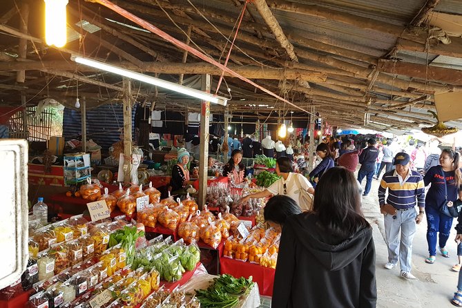 Fantastic! Famous Doi Inthanon National park tour with 2hr trekking - Ban Mae Klang Luang: Karen Hill Tribe culture, weaving, and coffee