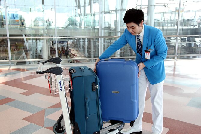Fast Track with Private Butler at Suvarnabhumi Airport - Transfers to Bangkok by Alphard: great add-on, traffic reality
