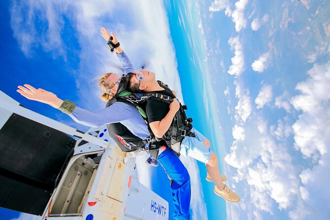 First Jump Tandem Skydive Pattaya Include Pickup Transfer - Key points I’d focus on before booking