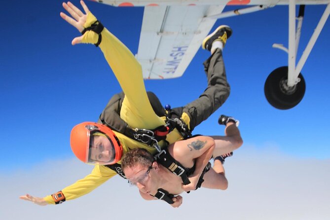 First Jump Tandem Skydive Pattaya Include Pickup Transfer - Hotel Pickup and the Meeting Point: Getting There Without Guesswork