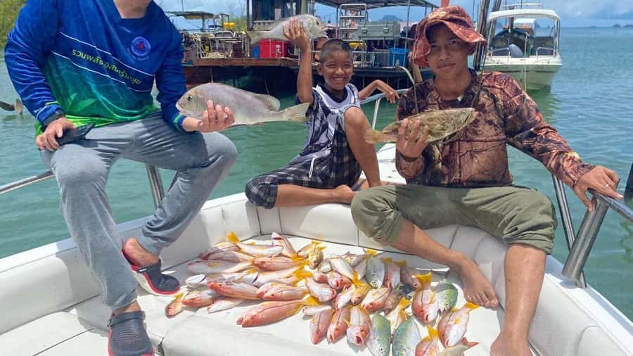 Fishing at Krabi : Full day - Ko Poda (3.5 hours): where the day turns from fish to scenery
