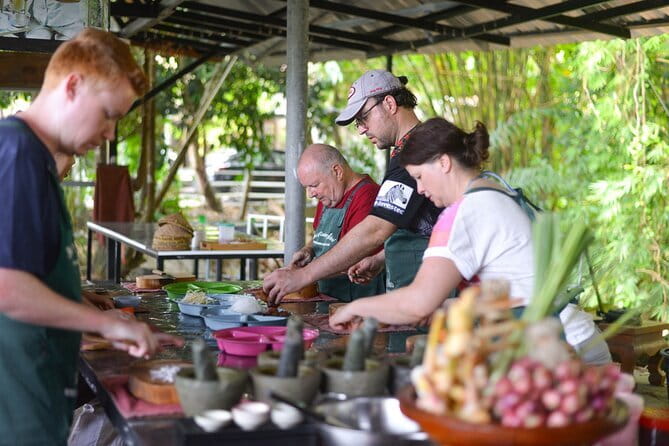 Flavors of Krabi Food Tour - Timing, Pacing, and How the 3.5 Hours Actually Feels