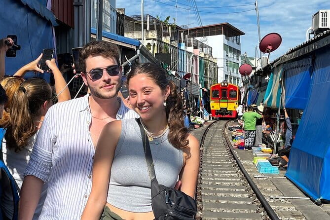 Floating and Railway Markets Private Tour - Why Damnoen Saduak and Mae Klong work so well together